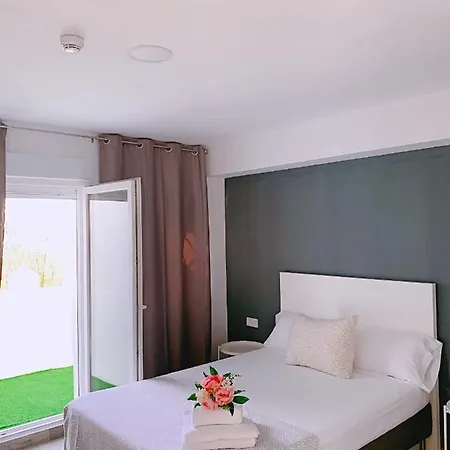 El Castillo Guest house *